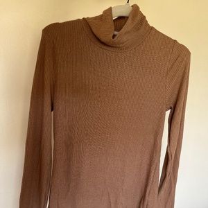 Faherty Legend Ribbed Turtleneck NWOT